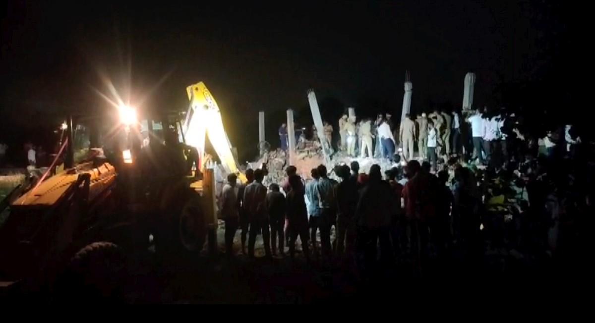 Powerful explosion kills five people in Ayodhya